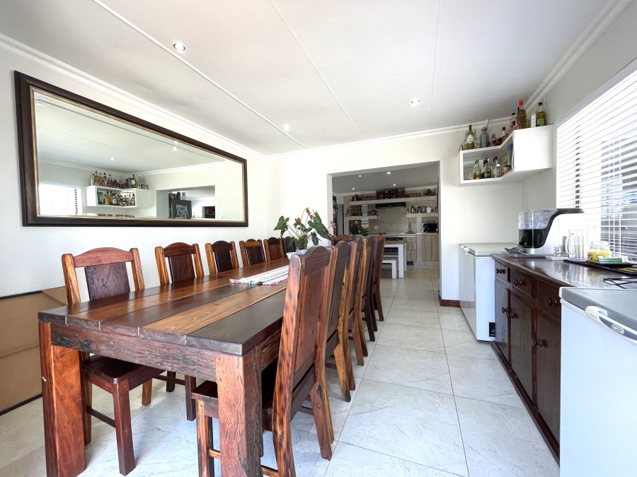 4 Bedroom Property for Sale in Marina Martinique Eastern Cape